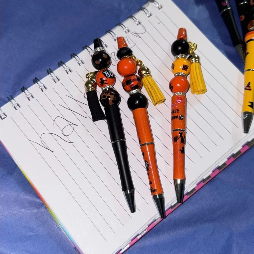 Halloween Themed Pens Set